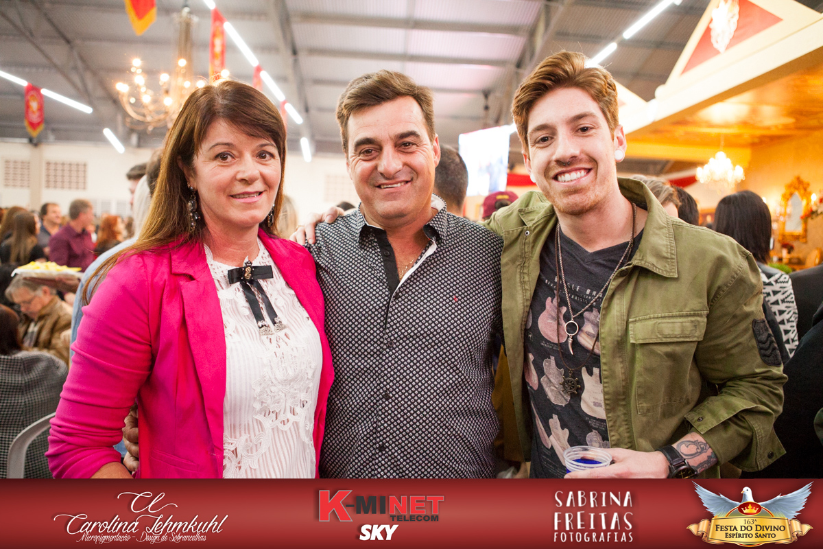 A Festa do Divino Espírito Santo em Santo Amaro da Imperatriz, estava maravilhosa, cobertura fotográfica com Sabrina Freitas Fotografias