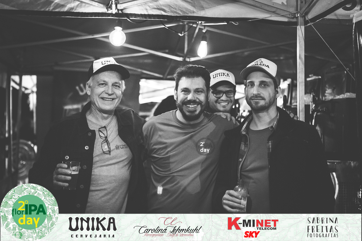 Fotos do evento que aconteceu em Florianópolis - Estacionamento do Burger Break - 2ª Edição FlorIPA Day - Sabrina Freitas Fotografias