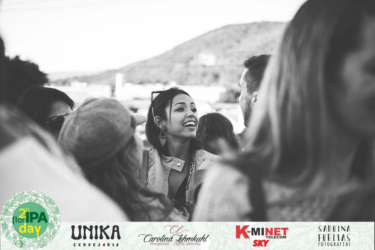 Fotos do evento que aconteceu em Florianópolis - Estacionamento do Burger Break - 2ª Edição FlorIPA Day - Sabrina Freitas Fotografias