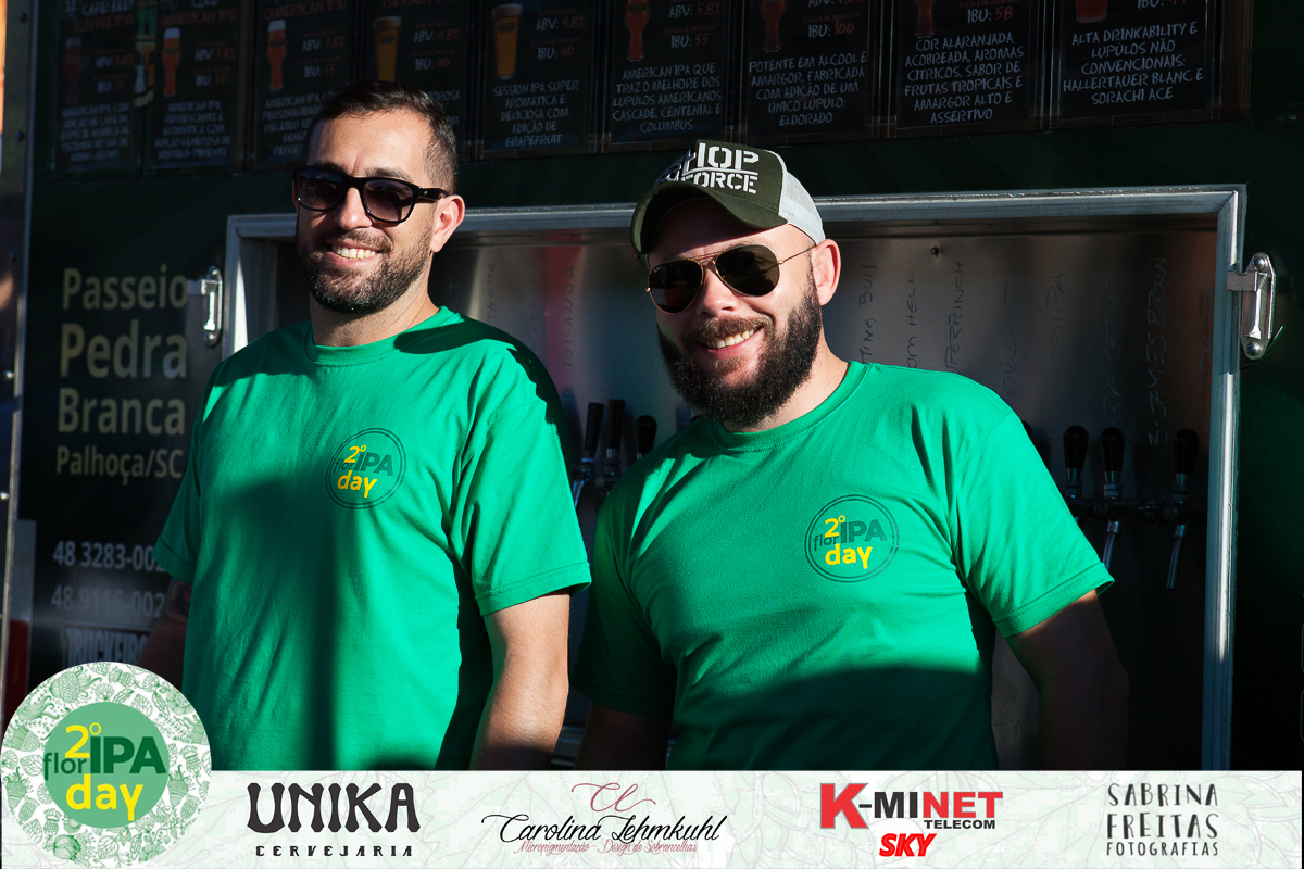 Fotos do evento que aconteceu em Florianópolis - Estacionamento do Burger Break - 2ª Edição FlorIPA Day - Sabrina Freitas Fotografias