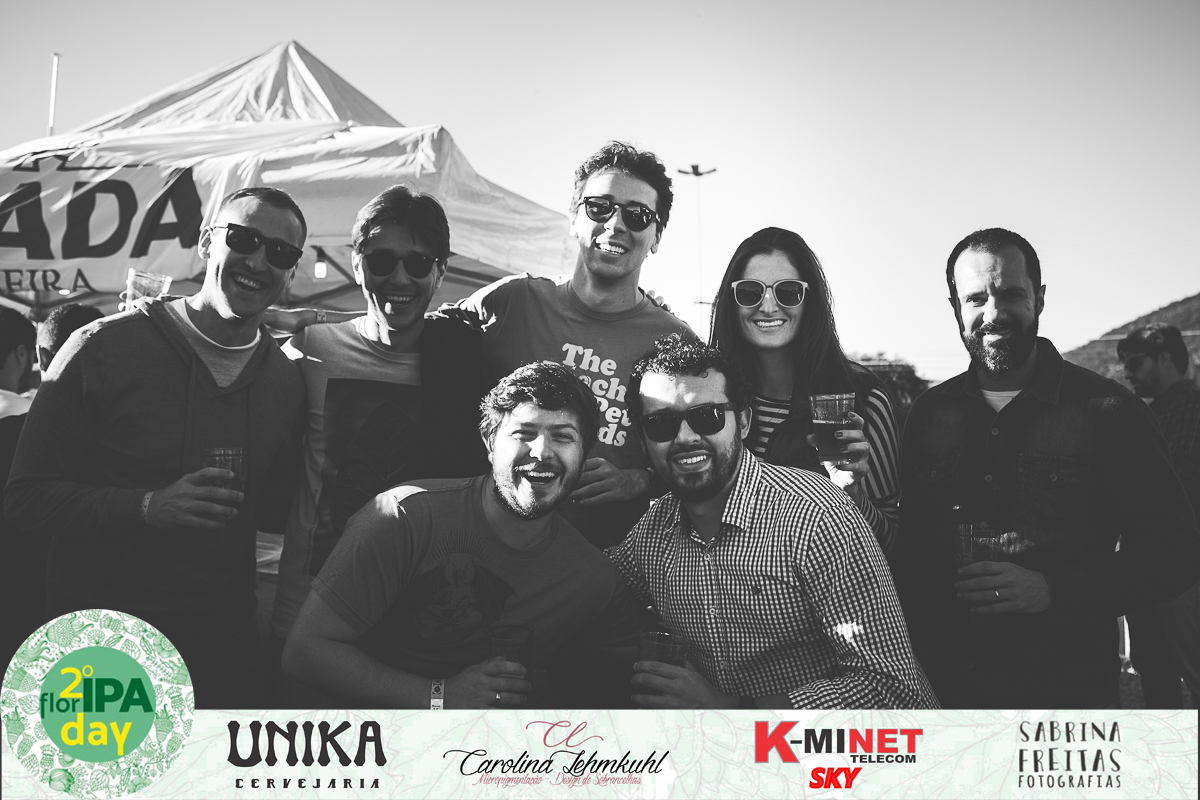 Fotos do evento que aconteceu em Florianópolis - Estacionamento do Burger Break - 2ª Edição FlorIPA Day - Sabrina Freitas Fotografias