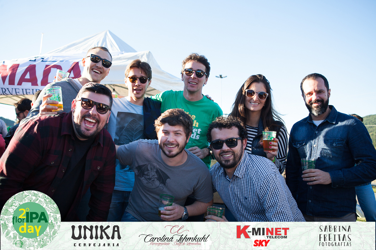 Fotos do evento que aconteceu em Florianópolis - Estacionamento do Burger Break - 2ª Edição FlorIPA Day - Sabrina Freitas Fotografias
