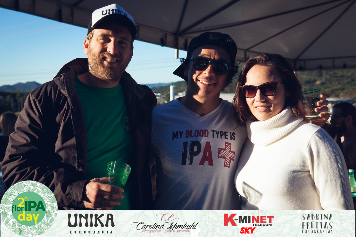 Fotos do evento que aconteceu em Florianópolis - Estacionamento do Burger Break - 2ª Edição FlorIPA Day - Sabrina Freitas Fotografias