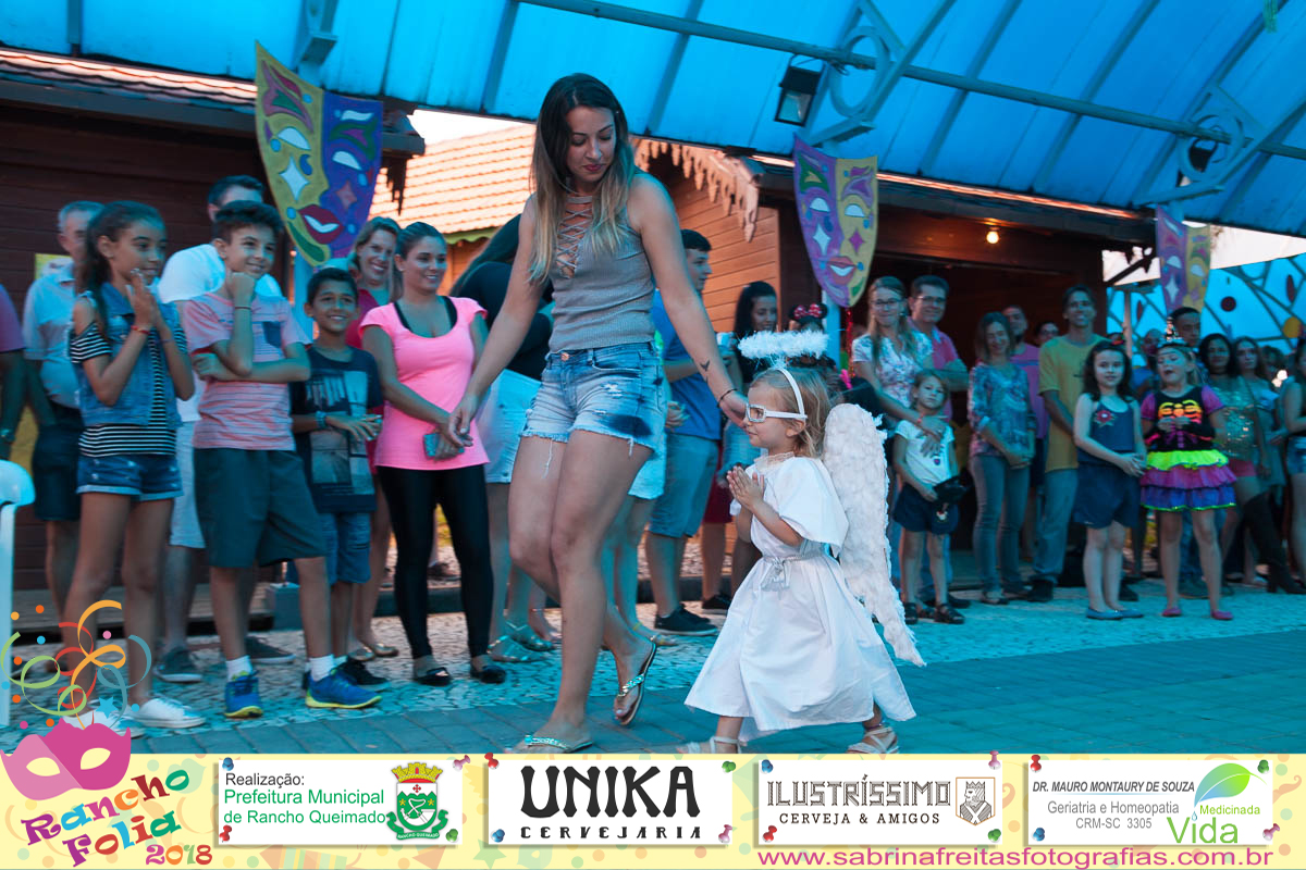 Fotos do Carnaval em Rancho Queimado - Sabrina Freiitas - Fotografias Profissionais no CarnaFolia 2018