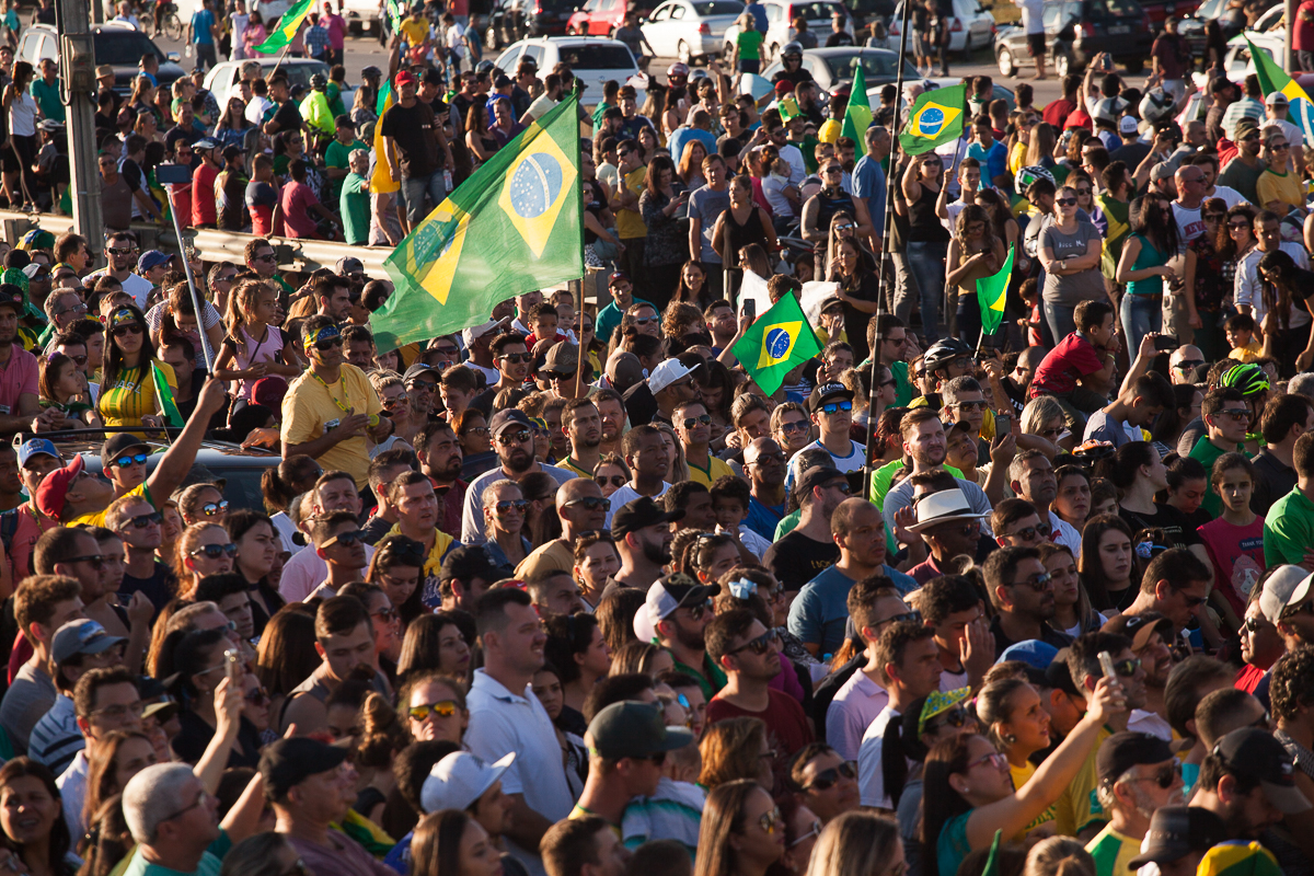 Fotografias das manifesta&ccedil;&otilde;es dos caminhoneiros em Palho&ccedil;a, registro feito por Sabrina Freitas Fotografias