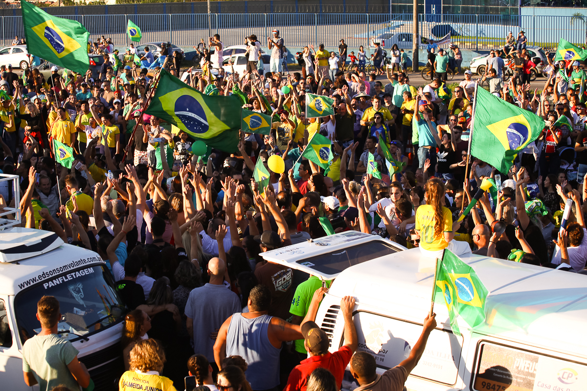 Fotografias das manifesta&ccedil;&otilde;es dos caminhoneiros em Palho&ccedil;a, registro feito por Sabrina Freitas Fotografias