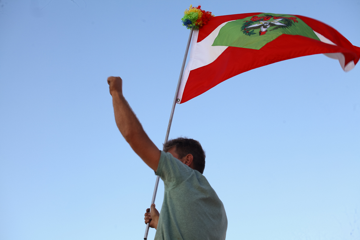 Fotografias das manifesta&ccedil;&otilde;es dos caminhoneiros em Palho&ccedil;a, registro feito por Sabrina Freitas Fotografias