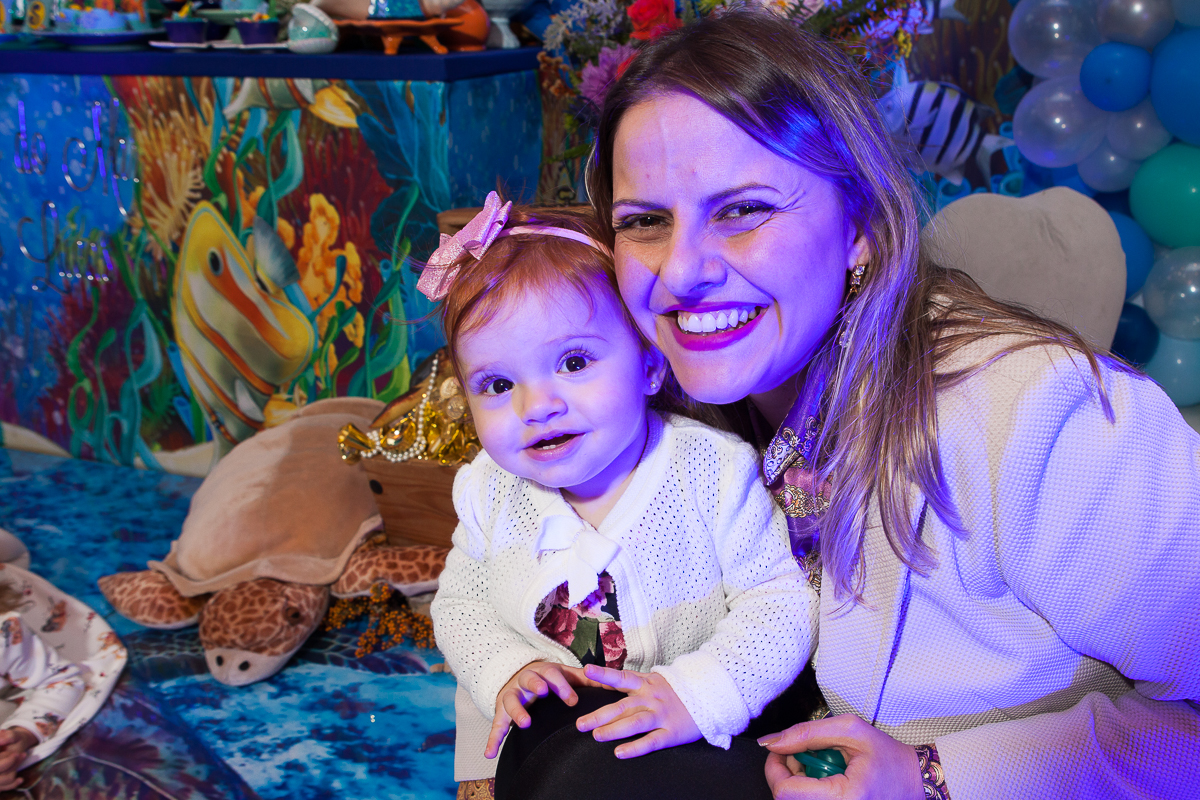 Fot&oacute;grafos infantis em anivers&aacute;rio de 1 ano, Sabrina Freitas Fotografias na Grande Florian&oacute;polis