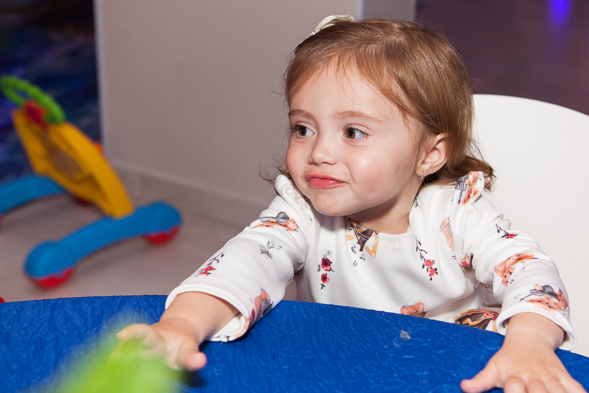 Fot&oacute;grafos infantis em anivers&aacute;rio de 1 ano, Sabrina Freitas Fotografias na Grande Florian&oacute;polis