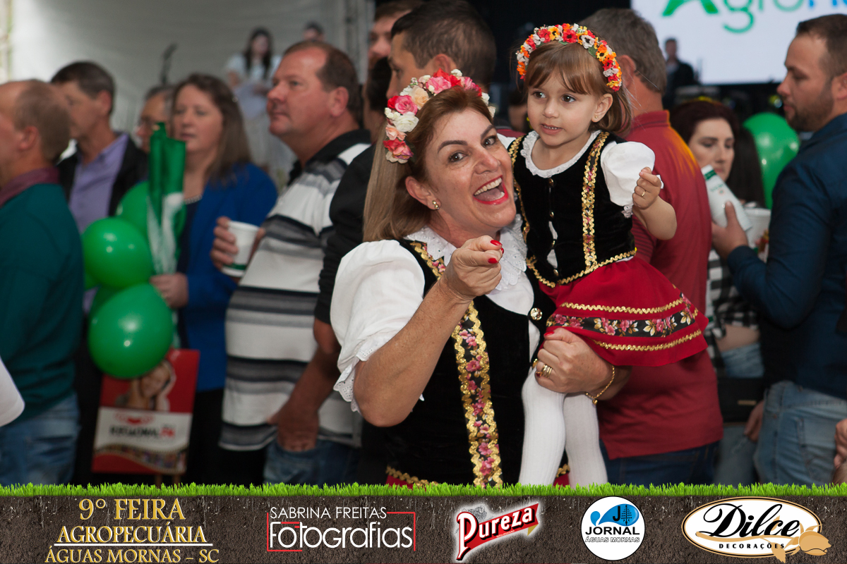 A Feira Agropecu&aacute;ria de &Aacute;guas Mornas foi fotografada por Sabrina Freitas do Jornal AM