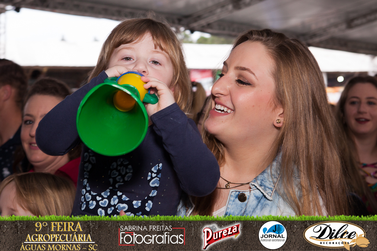 A Feira Agropecu&aacute;ria de &Aacute;guas Mornas foi fotografada por Sabrina Freitas do Jornal AM