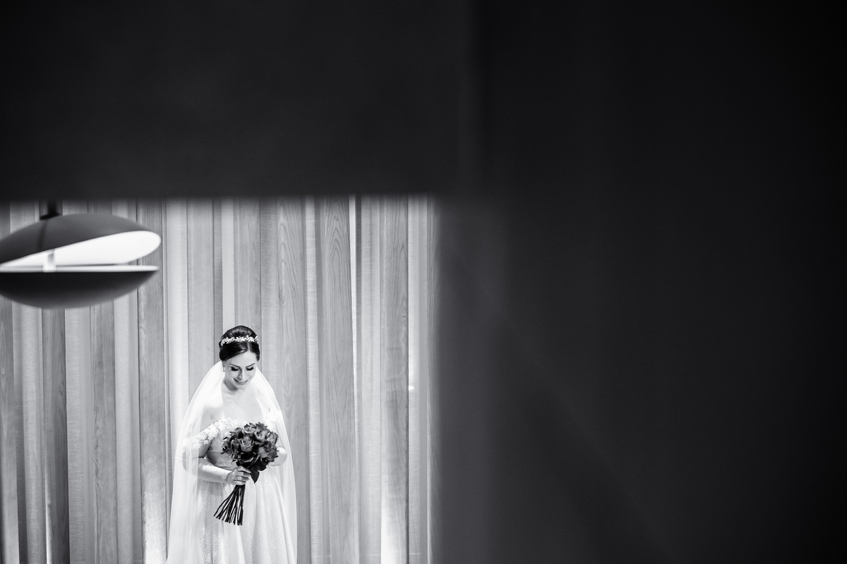 Noiva se arrrumando no Qoya Hotel