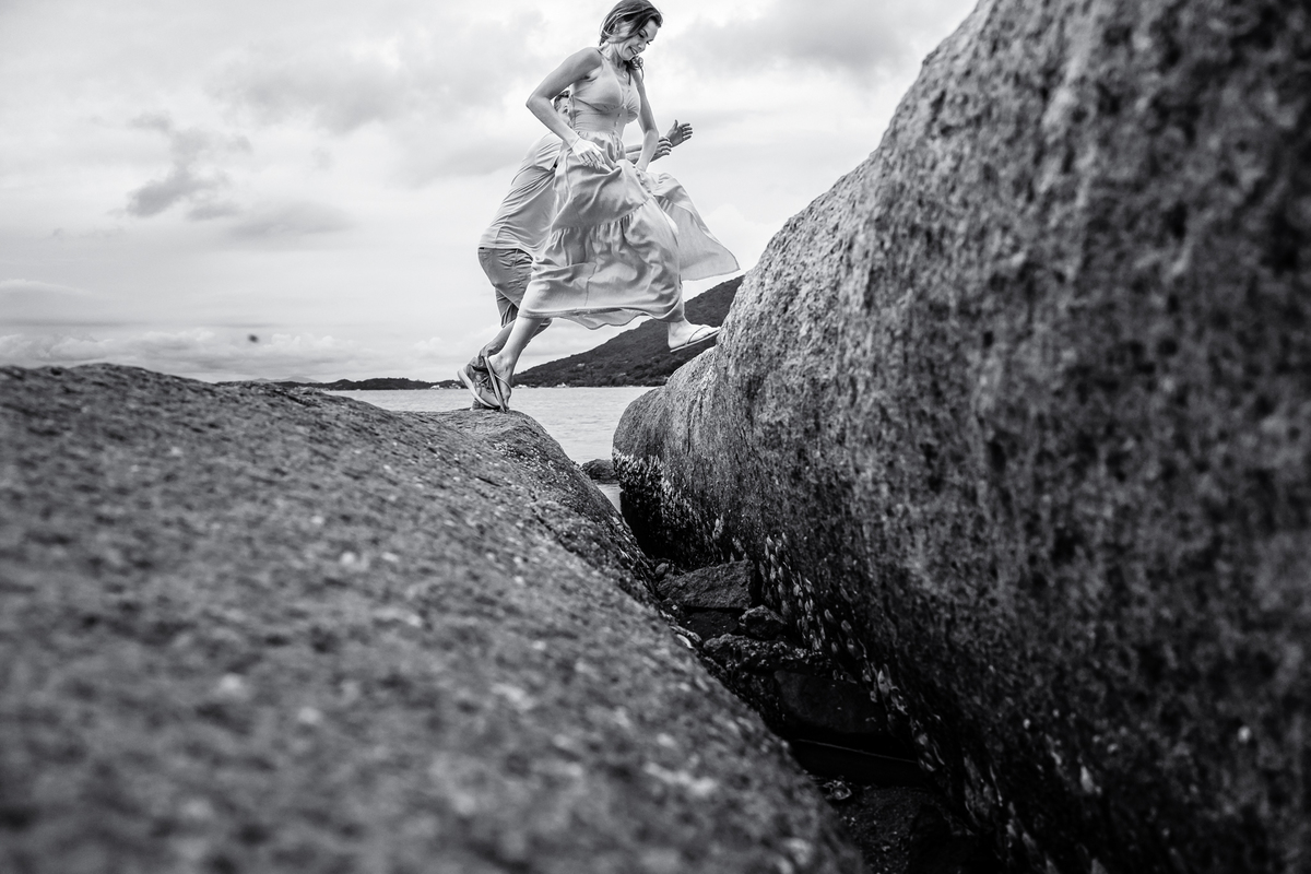 Ensaio de Pré Casamento em Florianópolis Praia do Ribeirão da Ilha