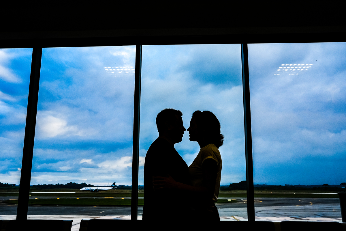 Ensaio de Pre Wedding no Aeroporto de Curitiba