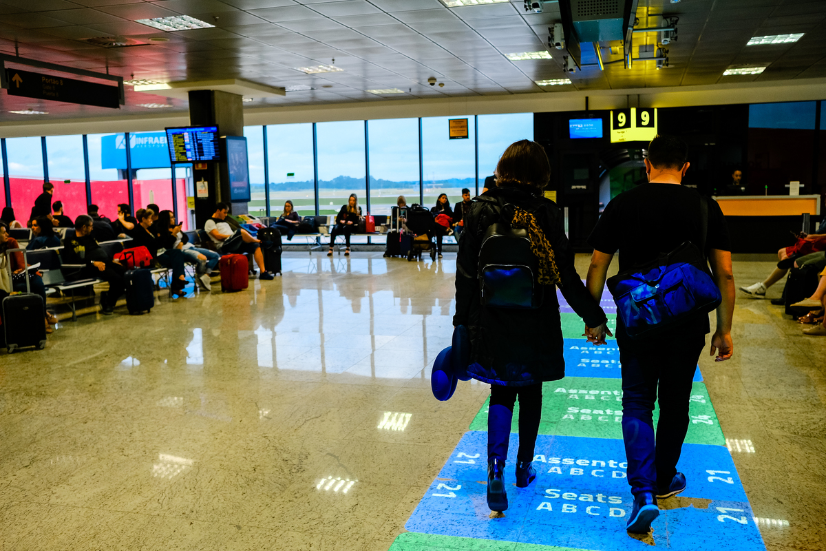 Ensaio de Pre Wedding no Aeroporto de Curitiba