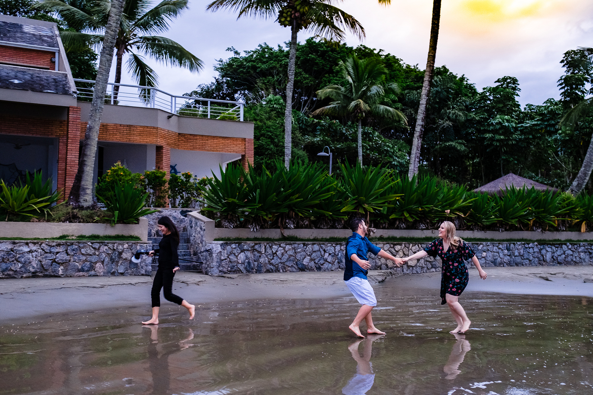 Ensaio de Pre Casamento, Pre Wedding na Praia do Iporanga no Guaruja