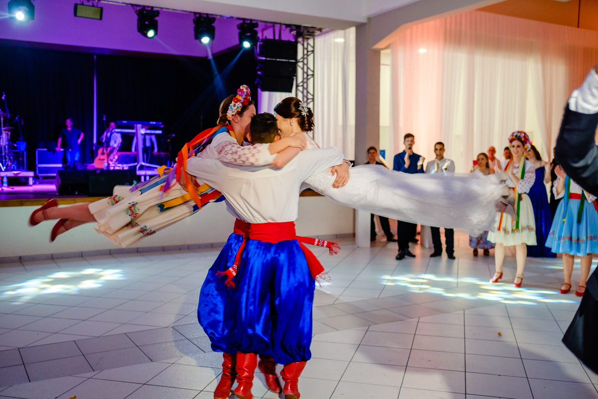 Casamento em Prudentópolis IGREJA UCRANIANA SÃO JOSAFAT / PRUDENTÓPOLIS