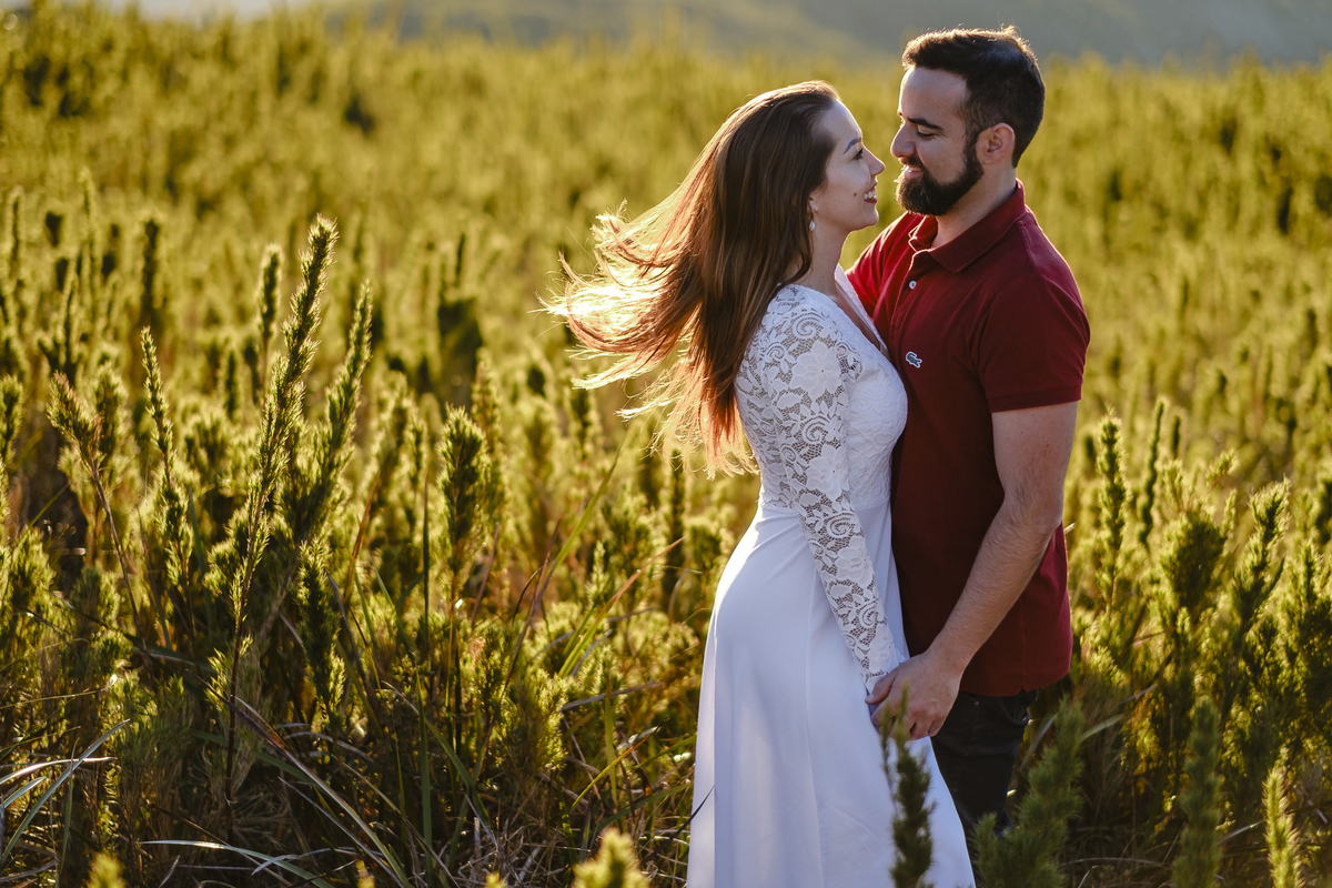 Ensaio de Pré Wedding na Montanha, no Pico do Itapiroca