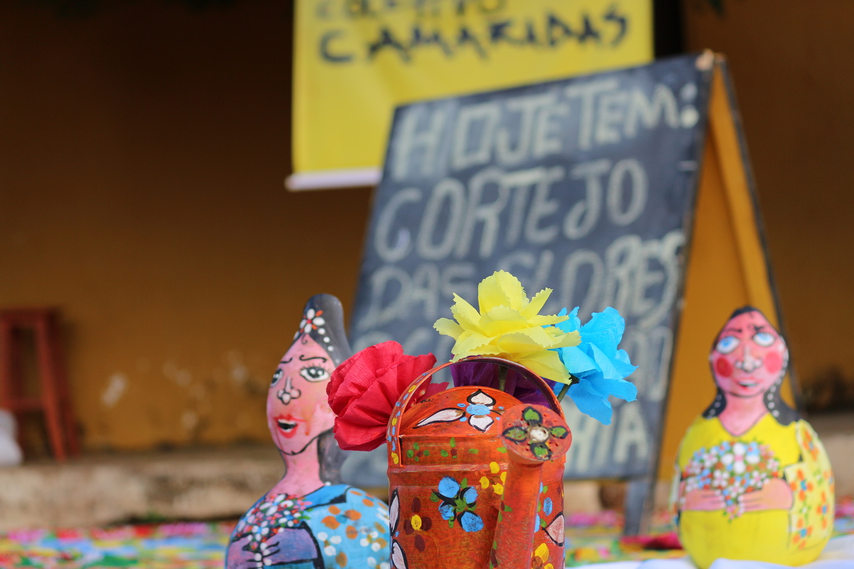 Arte em Cabaças  e flores