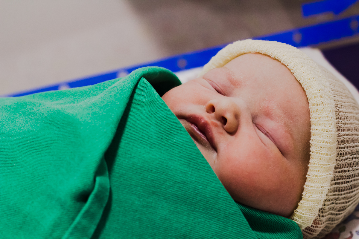 foto do parto da natalia assim que nasceu no hospital e maternidade dona helena