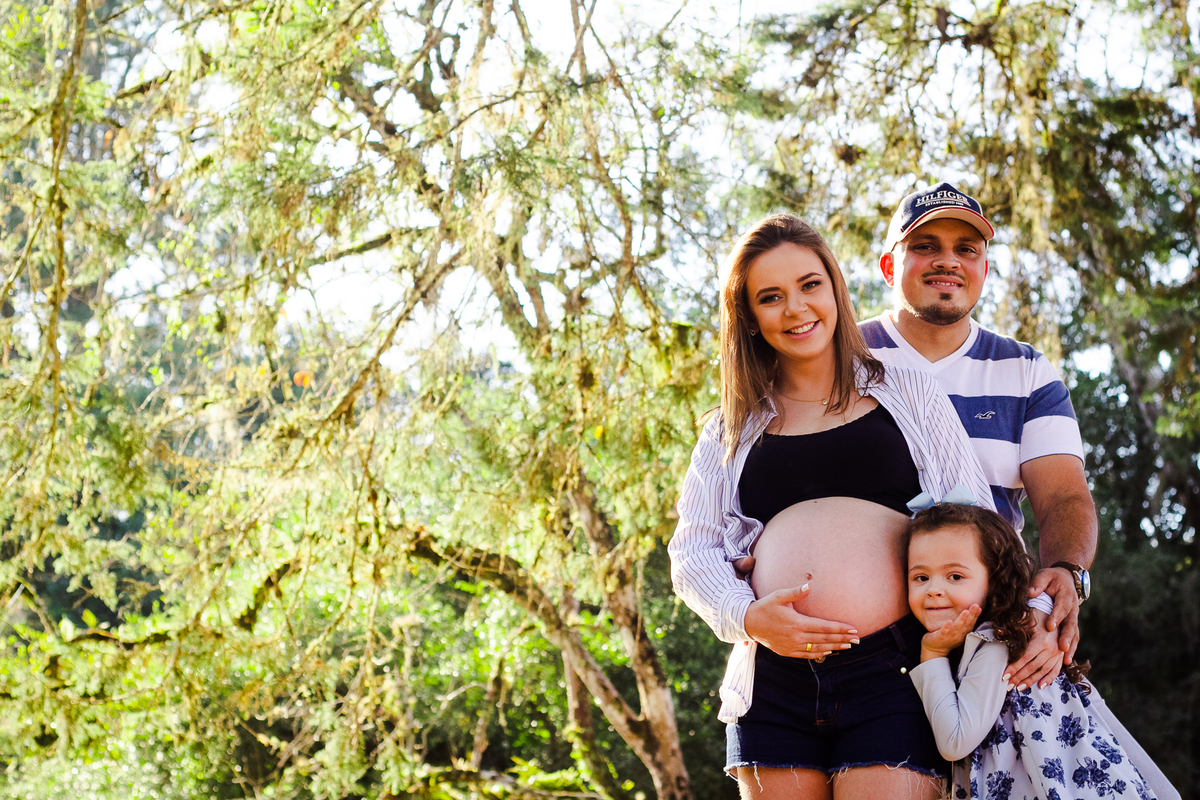 book da familia, em um ensaio externo fotografados pela aline paim, fotografa de gestantes em campo alegre