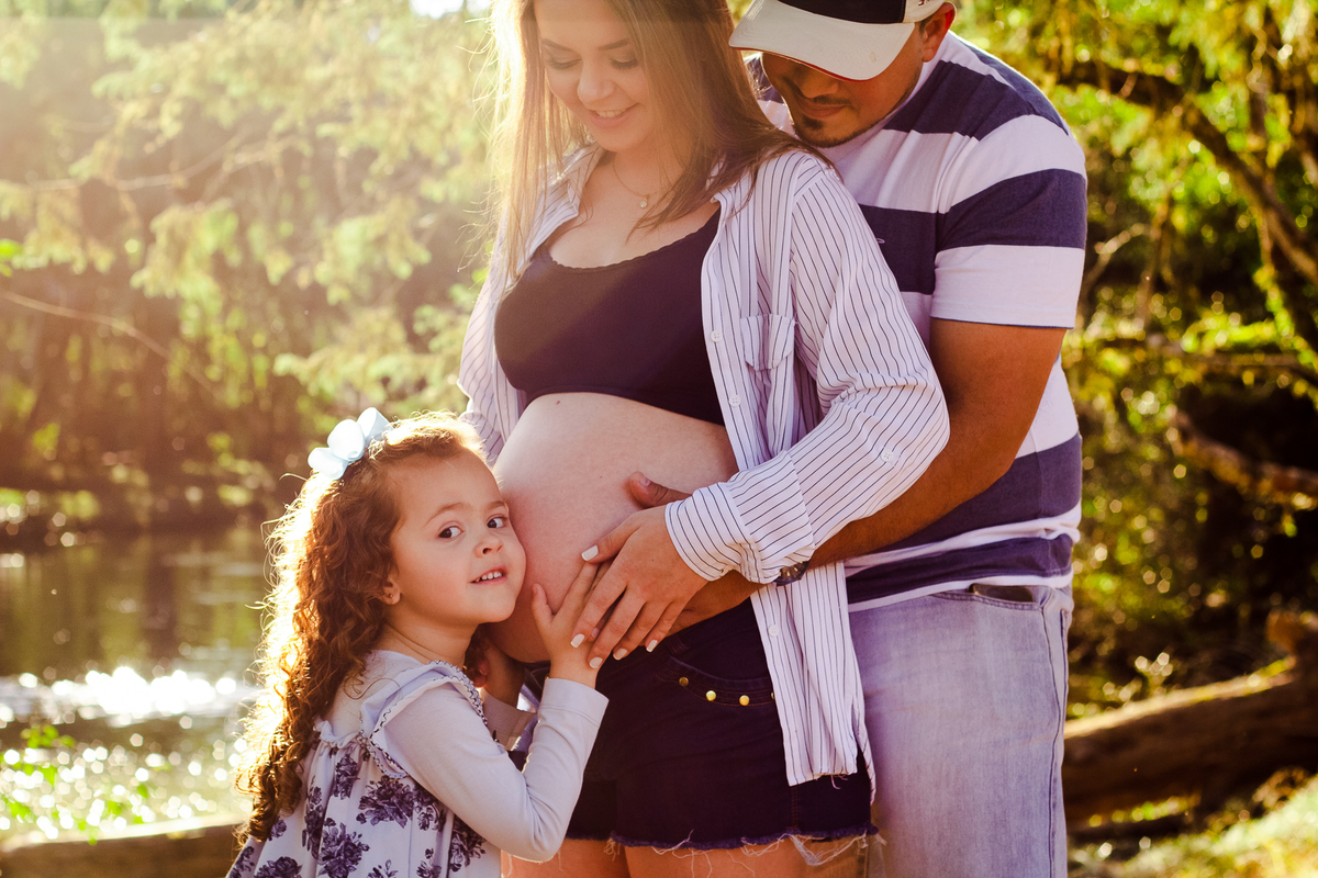 família ansiosa esperando pelo matheus, ensaio externo de gravida 