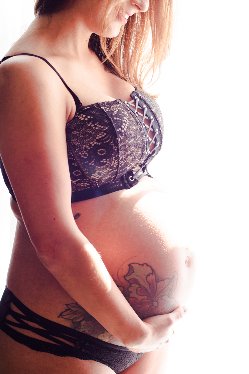 Fotografia de gestante feito pela Aline Paim, fotografa de família em são bento do sul