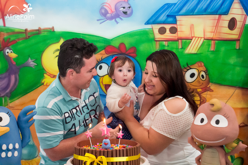festa menina tema galinha pintadinha, festa 1 ano galinha pintadinha, ade joinville, fotografo de aniversario em joinville, aline paim fotografia fotografia de familia em joinville