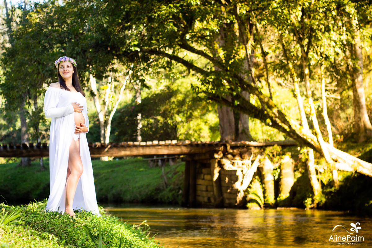 Fotografia de gestante, registrado na cidade de sao bento do sul em santa catarina, fotografia registrada por Aline Paim Fotografia.