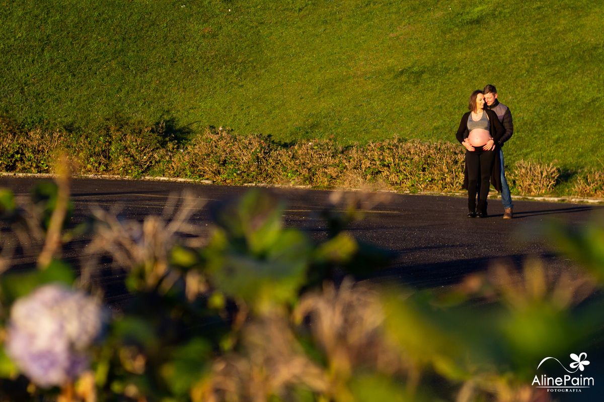 fotografia de casal gravido, fotografia de familia registrado pela aline paim, fotografia de gestante, fotografo para ensaio de gravida