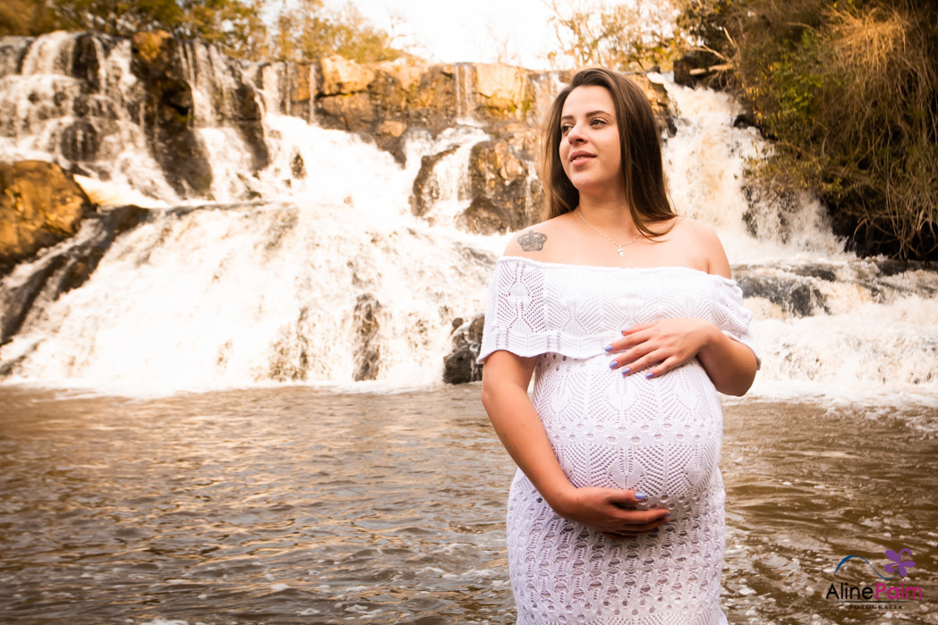 ensaio gestante na cachoeira, vestido gestante, roupa para gravida, roupa para fotos gravida, gestante, ensaio gestante externo