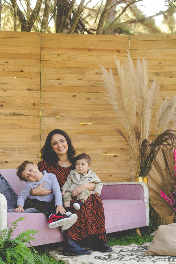 fotografa de familia, fotografa aline paim, ensaio externo, decoração boho para ensaio fotografico, ensaio externo com decoração estilo boho, decoração boho, decoração boho externo