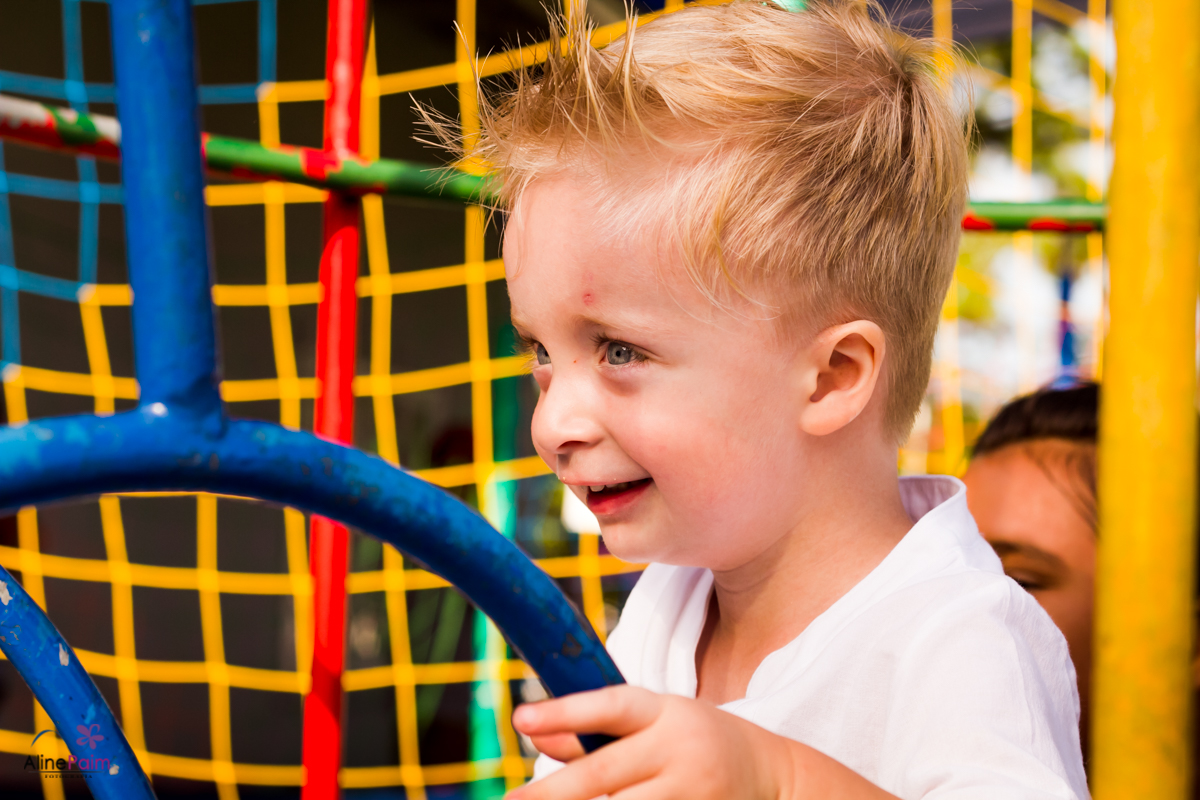 sorriso sincero, festa  infantil, fotografo de familia, fotografia de festa infantil pela aline paim 