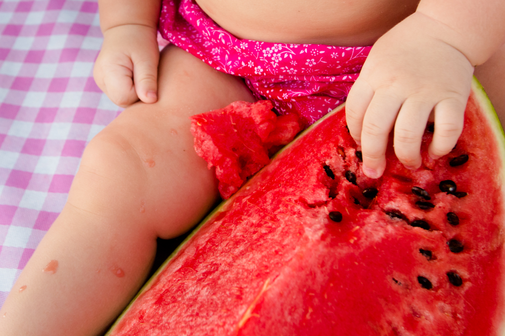 aline paim fotografia, gemeas, smash the fruit,joinville, melancia, detalhe