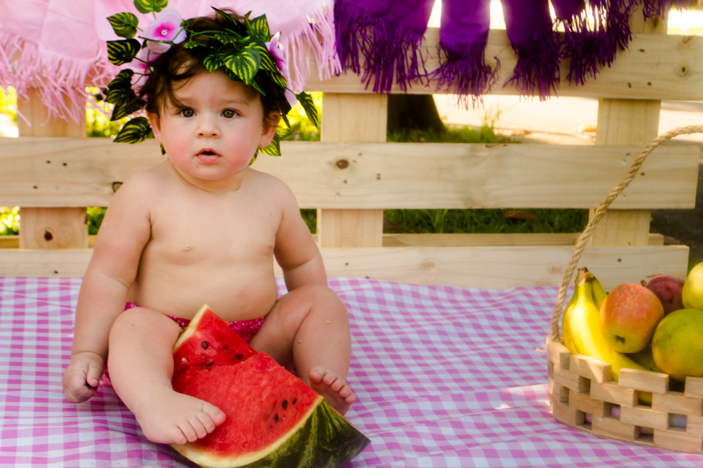 aline paim fotografia, gemeas, smash the fruit,joinville, melancia, olho verde