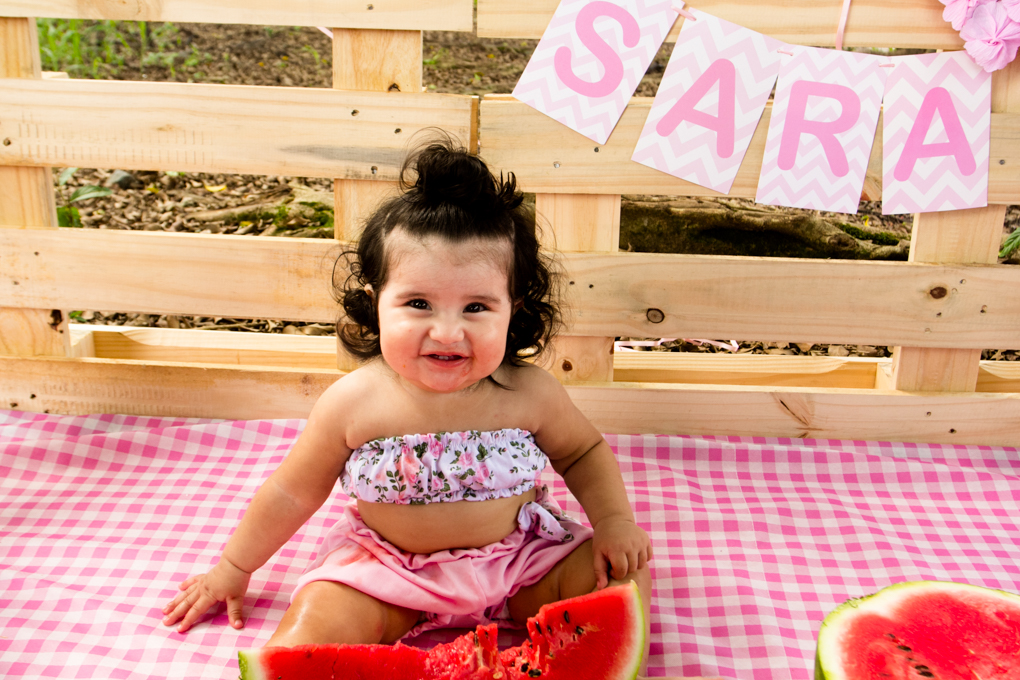Ensaio Smash The Fruit, aline paim fotografia, ensaio externo, fotografia de familia, fotografo em joinville, ensaio externo menina,