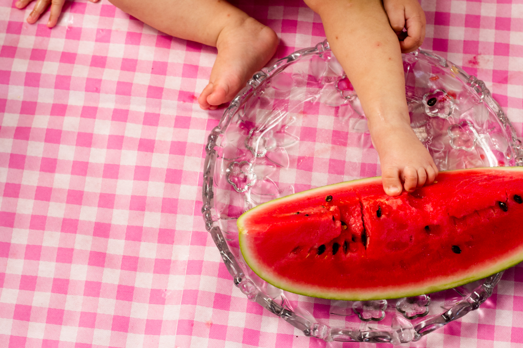 Ensaio Smash The Fruit, aline paim fotografia, ensaio externo, fotografia de familia, fotografo em joinville, ensaio fotografico com frutas