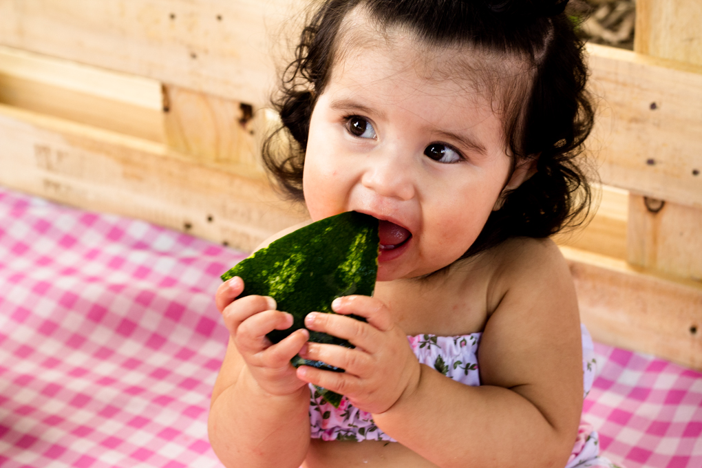 Ensaio Smash The Fruit, aline paim fotografia, ensaio externo, fotografia de familia, fotografo em joinville,