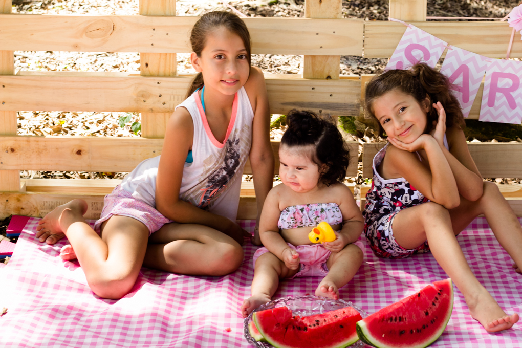 Ensaio Smash The Fruit, aline paim fotografia, ensaio externo, fotografia de familia, fotografo em joinville, irmãs, ensaio fotográfico irmãs, 3 irmãs