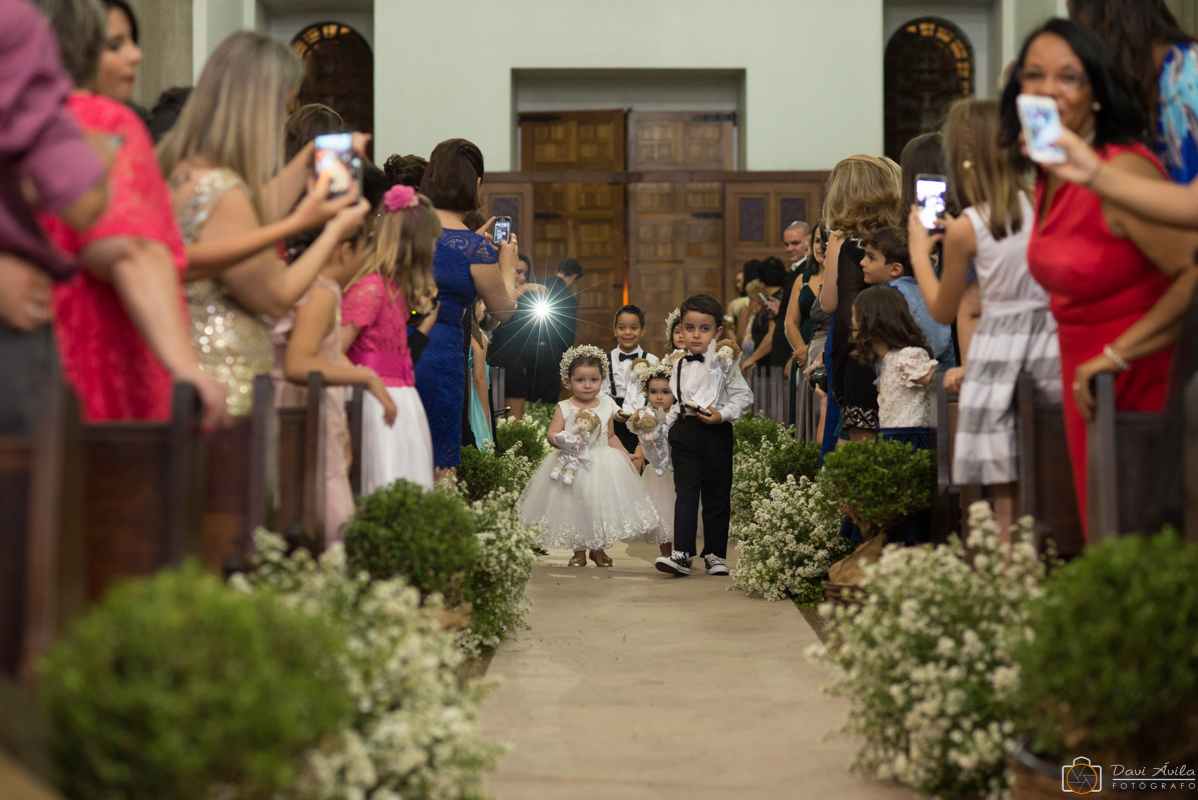 casamento, entrada de daminhas, entrada de pagens