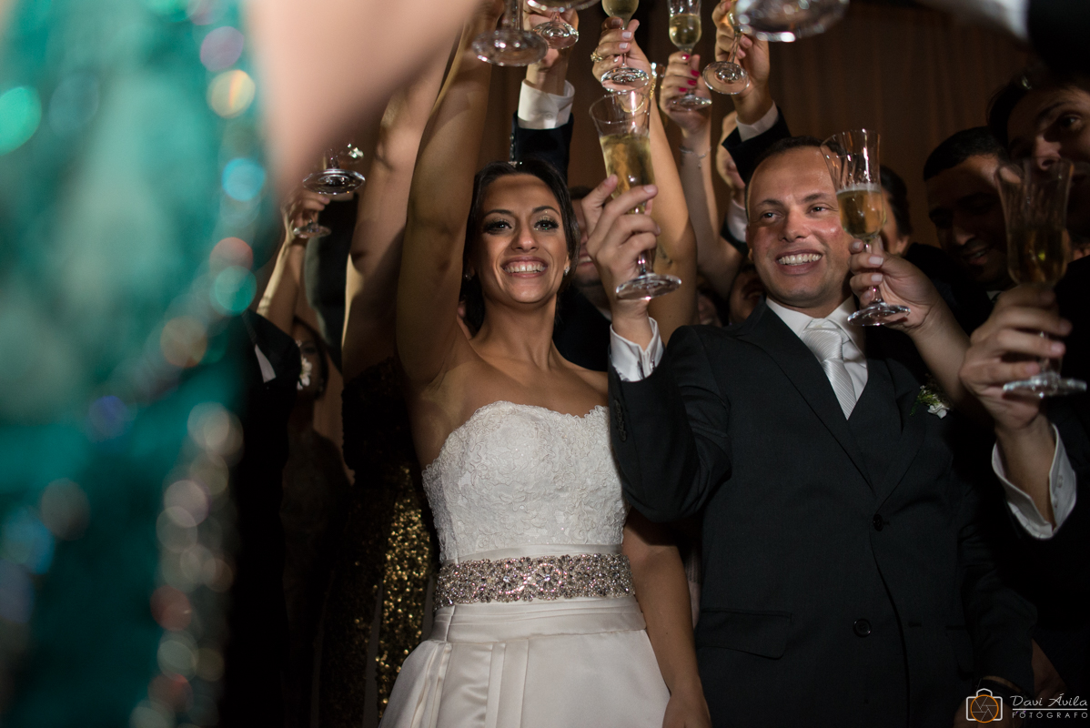 casamento, brinde, noivos brindando