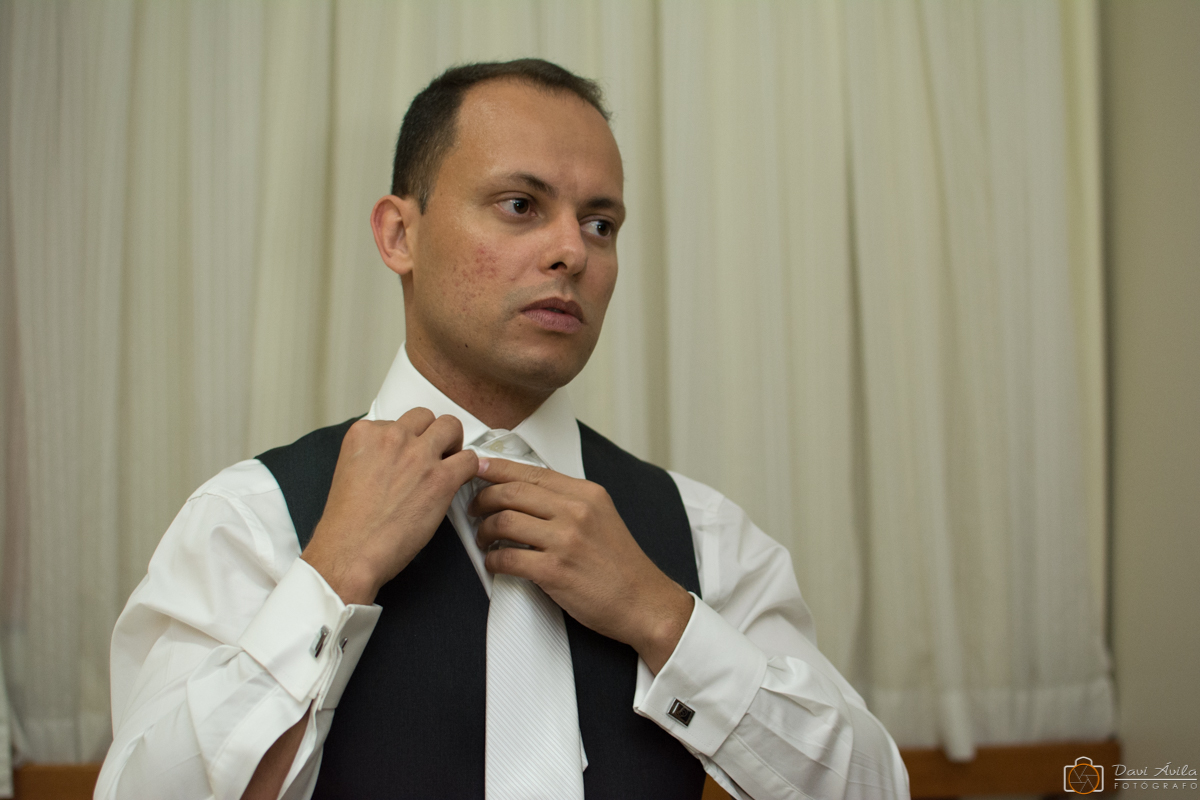 casamento, making off noivo, gravata, noivo
