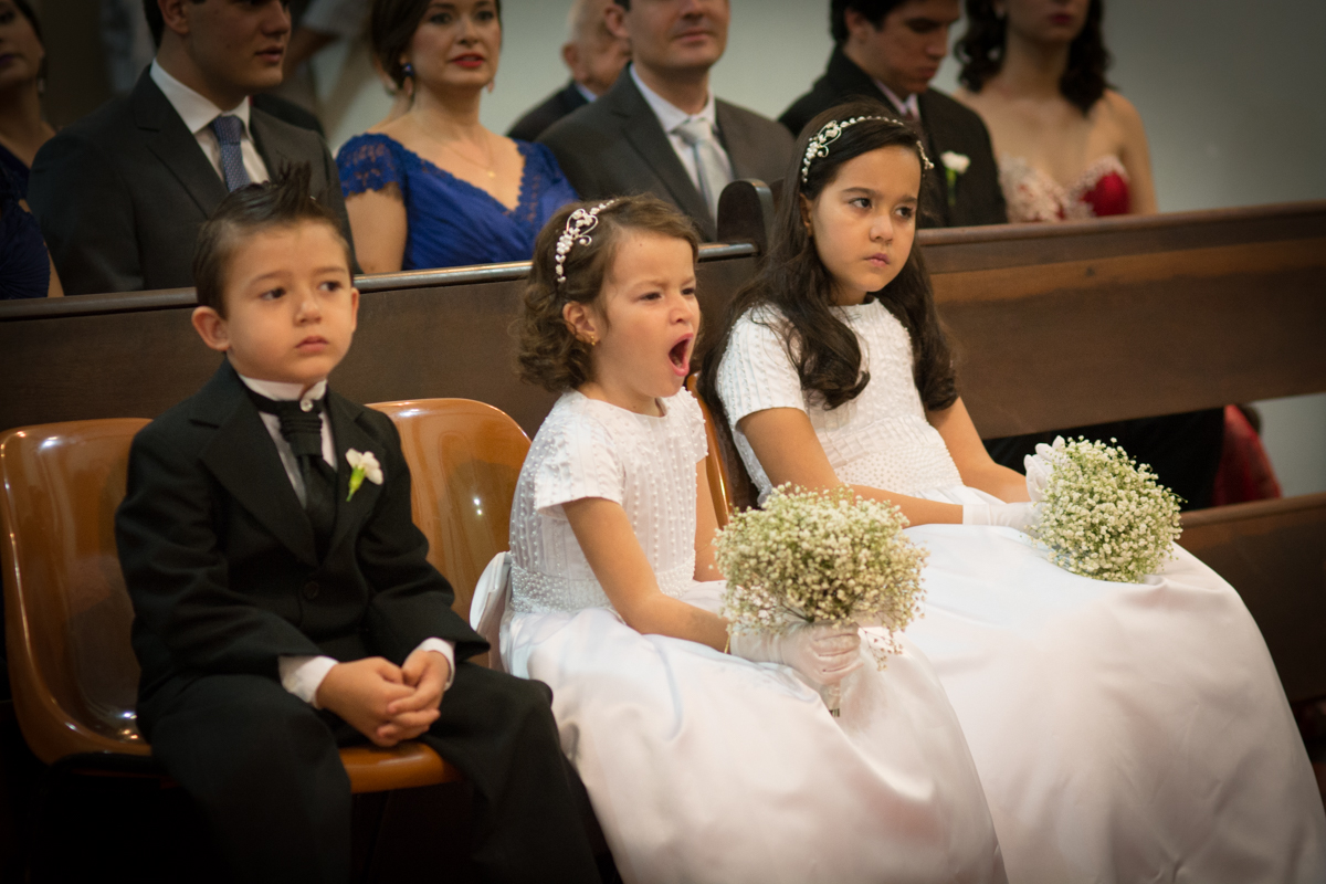 casamento, daminha com sono