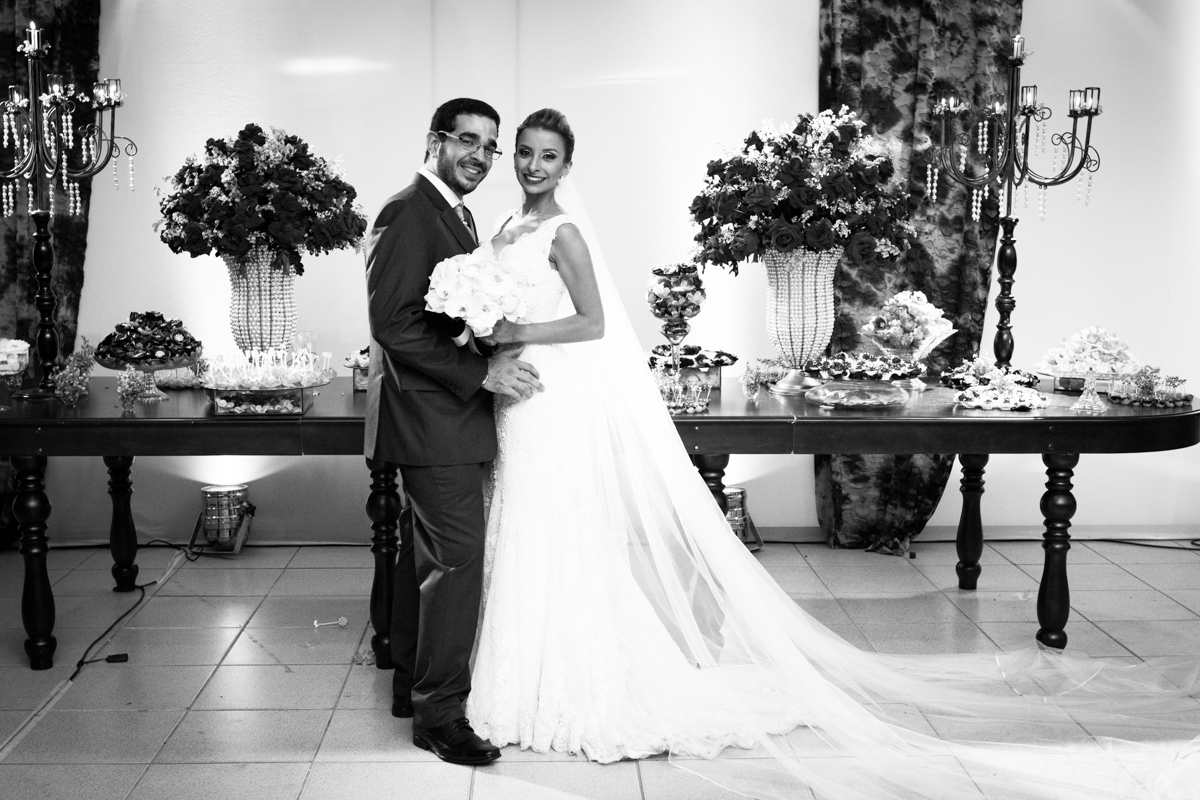 casamento, noivos mesa de bolo