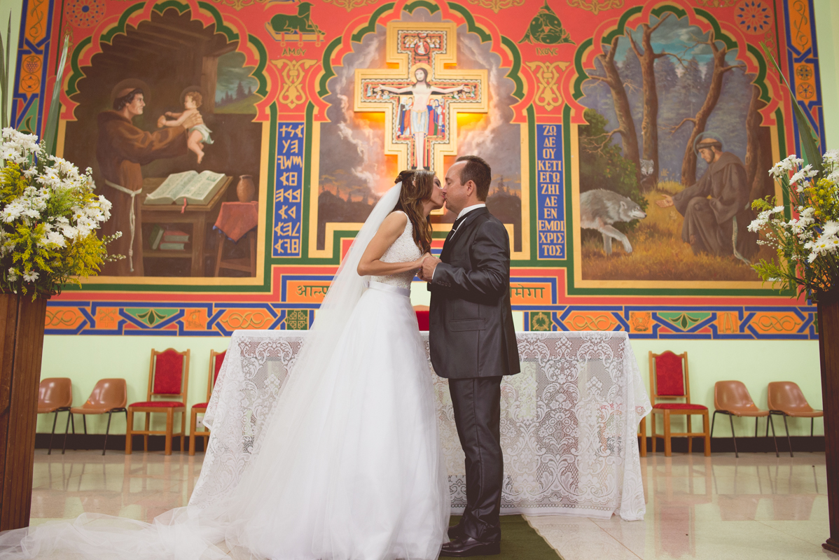 casamento beijo dos noivos