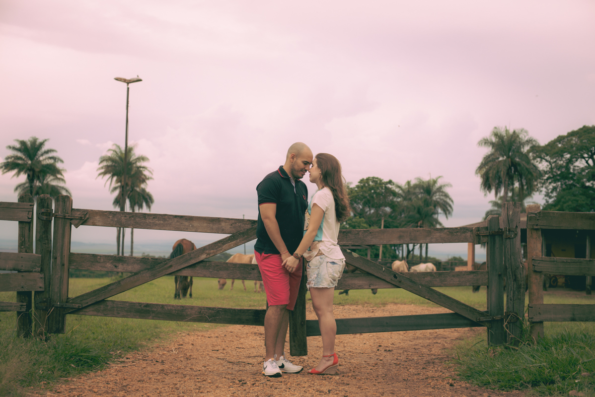 pós casamento, casal, hotel fazenda, fotos no campo, altinópolis sp, fotos natureza,