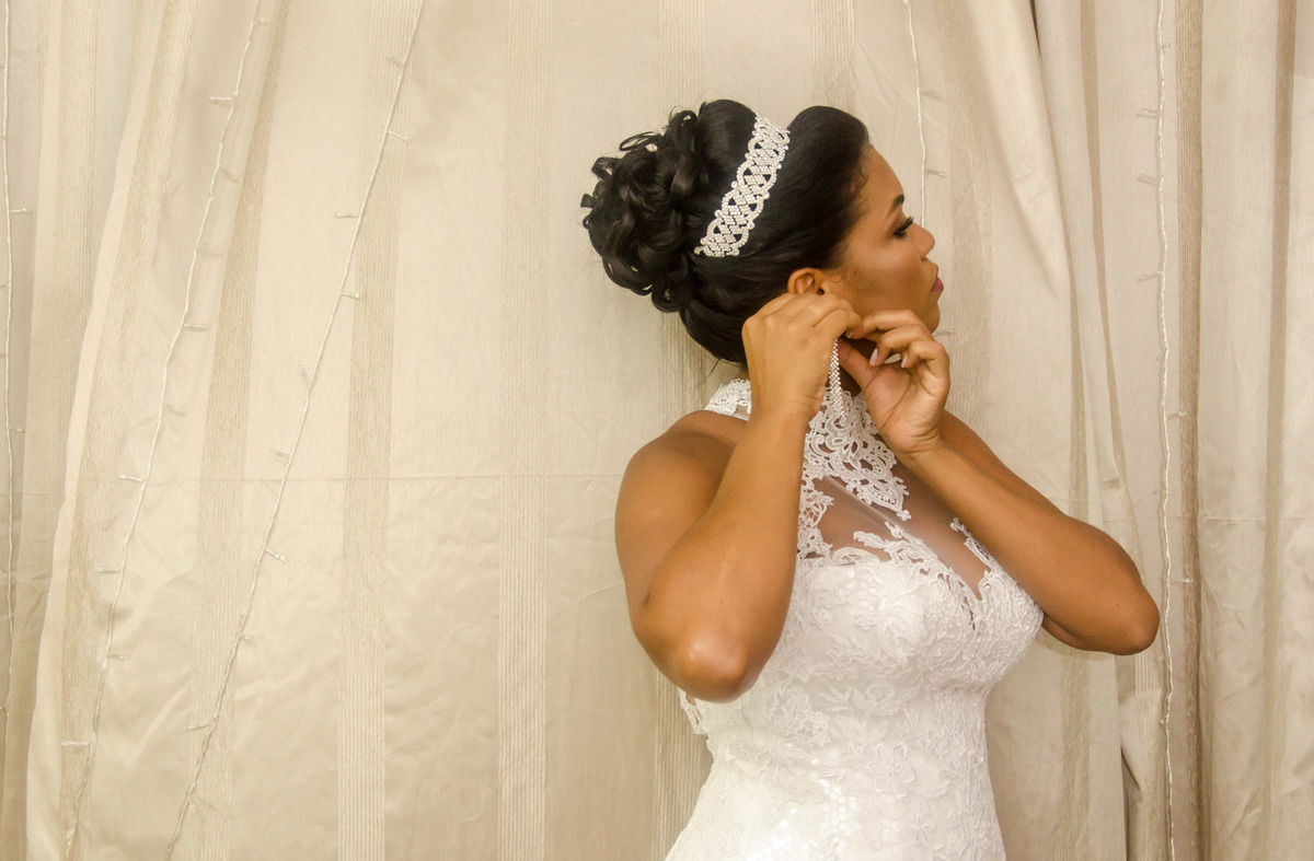 amizade-padrinhos-brincadeira-cerimonia-fotografiaexclusiva-brinco-alianca-fotografiaseven-sevenfotografia-espiritosanto-vitoria-salvador-catu-groom-noivo-noivas2018-