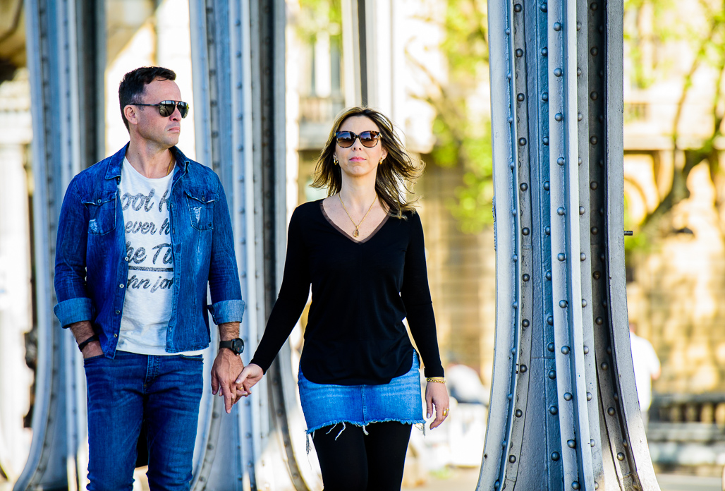 CASAL namorando na PONTE BIR HAKEIN fotografado pela DF PHOTOGRAPHIE