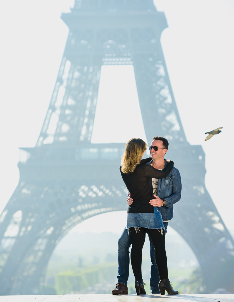 CASAL se amanado na TORRE EIFFEL  fotografado pela DF PHOTOGRAPHIE