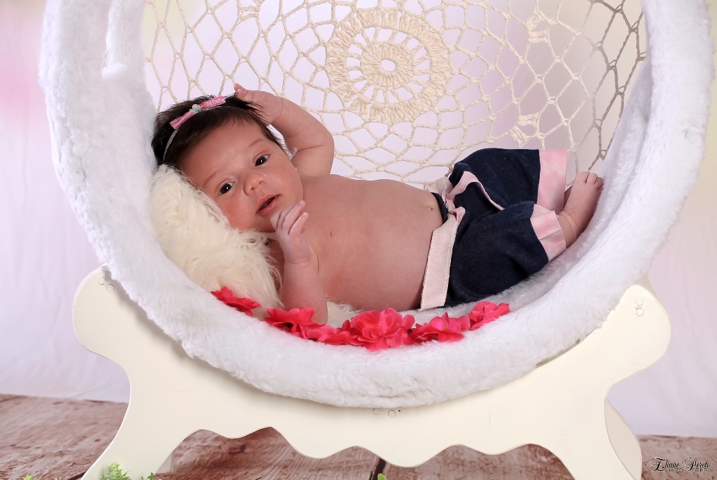 Isis, 1 mês, estúdio barra Bonita,